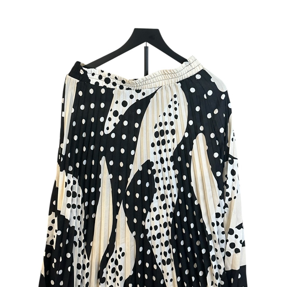 Tahari Black and Cream Polka Dot Midi Skirt - Picture 9 of 11